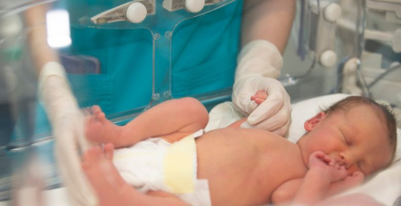 Estudo demonstra que bebés que nasceram durante a pandemia COVID-19 apresentam taxas mais baixas de alergias comuns