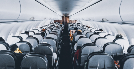 Estudo deteta que risco real para quem sofre de alergias é a falta de limpeza nos aviões