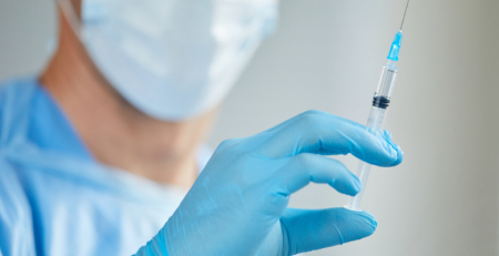 Medicamento biológico de ação prolongada aceite para revisão regulamentar na asma com inflamação do tipo 2 e rinossinusite crónica com pólipos nasais